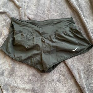 Black Nike shorts